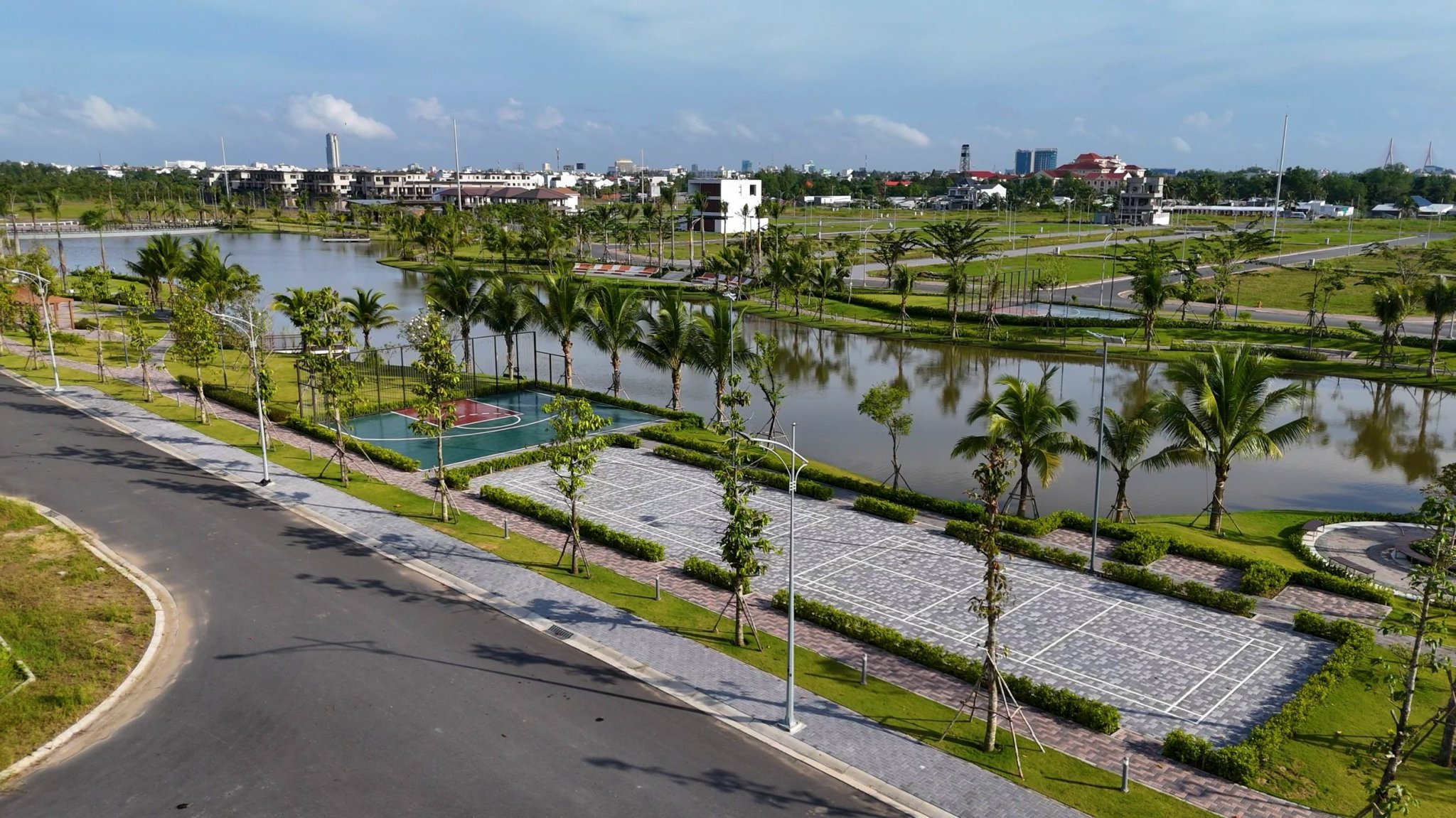 Tien do thuc te tai du an Nam Long Central Lake Can tho 10